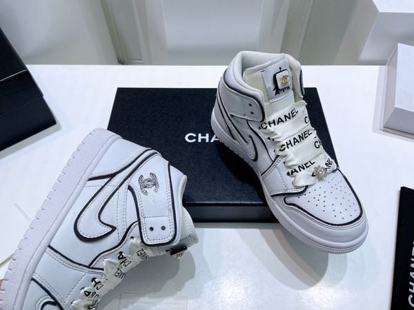 Giày thể thao nữ cao cổ chanel* x nike mẫu mới hàng VIP 1:1 cực đẹp độ – lien fashion Giày thể thao nữ cao cổ chanel* x nike mẫu mới hàng VIP 1:1 cực đẹp độ – lien fashion