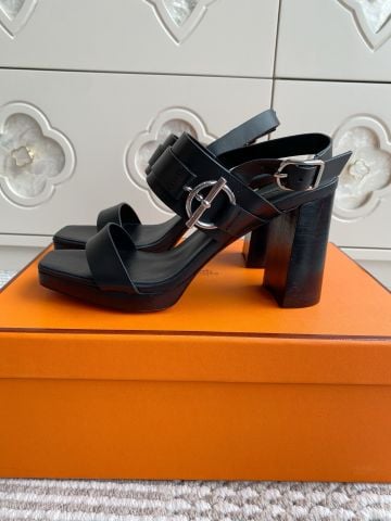 Sandal cao gót Herme*s  Kute Series đế thô