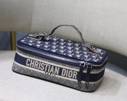 Túi đựng mỹ phẩm Dior* hoạ tiết oblique SIÊU CẤP
