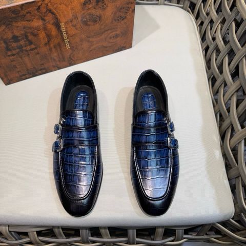 Đẳng cấp mới với đôi giày Men’s Croco Embossed Double-Buckle Loafers
