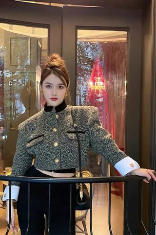 Áo khoác nữ GUCCI* vai rộng khuy vàng đẹp sang SIÊU CẤP