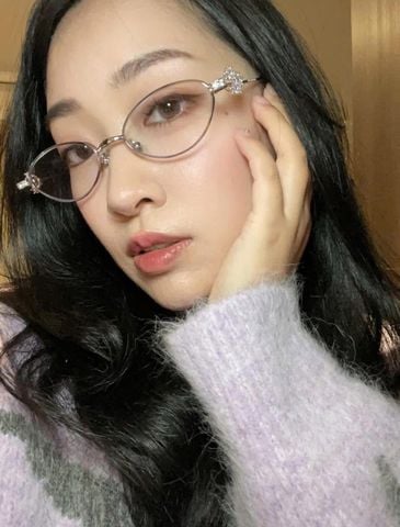 ⭐ kính nữ GM  Carat