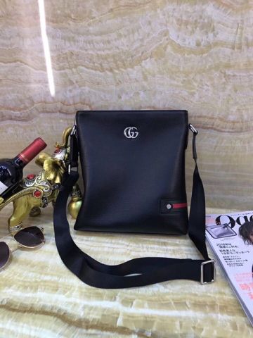 Túi nam GUCCI đeo chéo 25cm da mềm đẹp