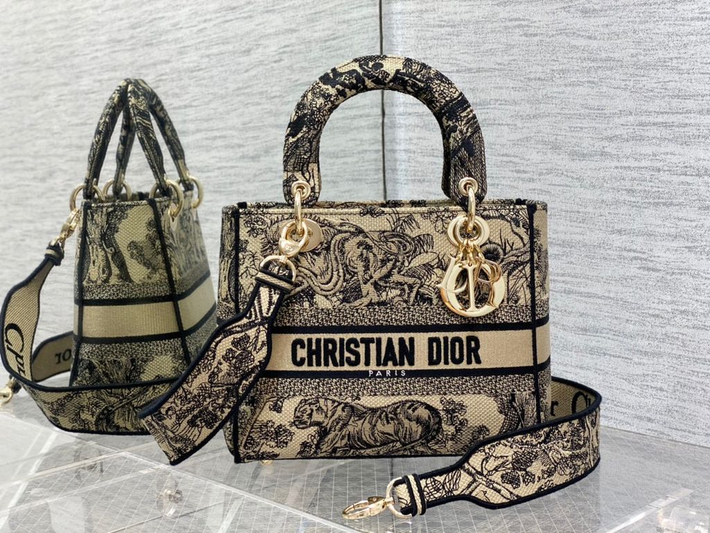 Túi xách dior lady 5 mắt da bóng màu hồng nhạt DOLH026 Olagood #32 Túi xách dior lady 5 mắt da bóng màu hồng nhạt DOLH026 Olagood