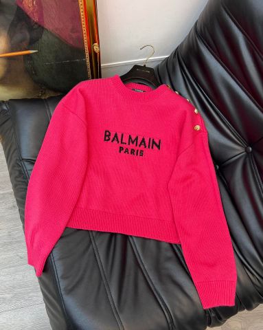 Áo len nữ BALMAIN* màu hồng khuy vàng đẹp SIÊU CẤP