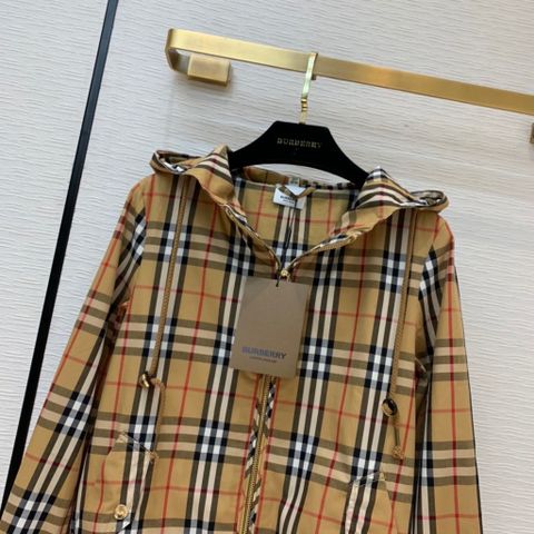 Áo khoác nữ có mũ Burberry* kẻ đẹp SIÊU CẤP size S-XL SIÊU CẤP