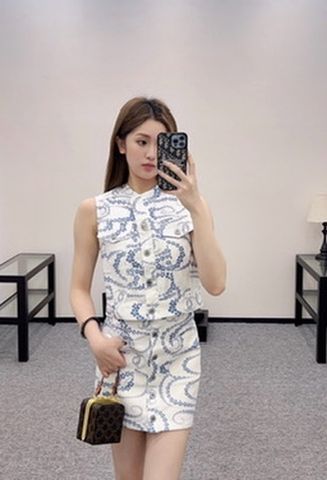 Bộ váy CHNEL* hoạ tiết Bloom Chain” Denim Skirt Set
