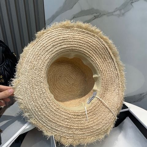 [NEW ARRIVAL] MŨ CÓI Loe*We*  ĐẲNG CẤP