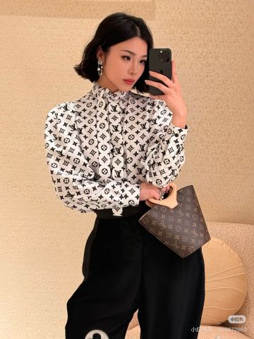 Sơ mi nữ L*V hoạ tiết Monogram đen trắng cao cấp