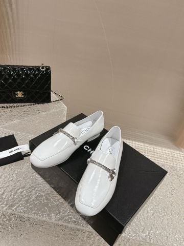 Giày nữ Loafer CHA*NEL* da bóng VIP 1:1