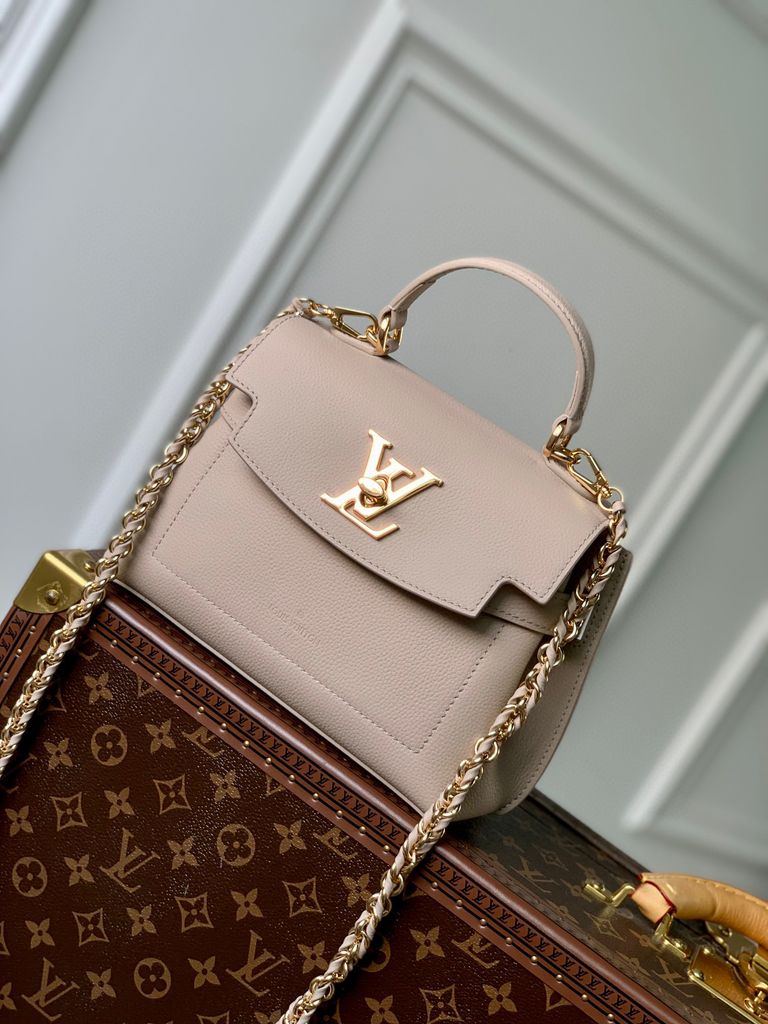 M21088 Louis Vuitton Lockme Ever Mini Handbag