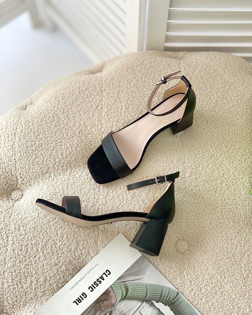 Sandal cao gót Samedelman* gót vuông cao 5,5cm Price: 1400k LienFashio – lien fashion Sandal cao gót Samedelman* gót vuông cao 5,5cm Price: 1400k LienFashio – lien fashion
