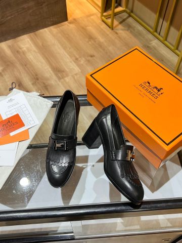 Giày cao gót Hermes* SIÊU CẤP gót vuông cao 8,5cm da bò tua rua dáng đẹp sang lịch sự