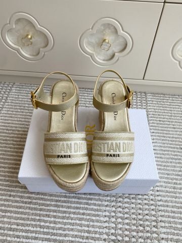Sandal nữ đế xuồng Di*or*  D-WAY