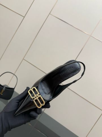 Giày cao gót BALENCIAG* mũi nhọn