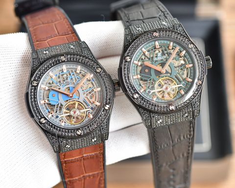 Đồng hồ nam Hublot* lộ cơ viền đá