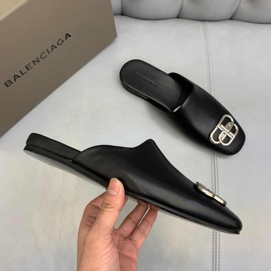 Balenciaga debossedlogo Leather Mules  Farfetch