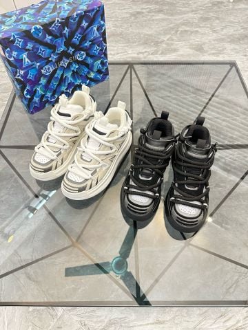 Giày thể thao nam L*V  Low-Top Sneaker