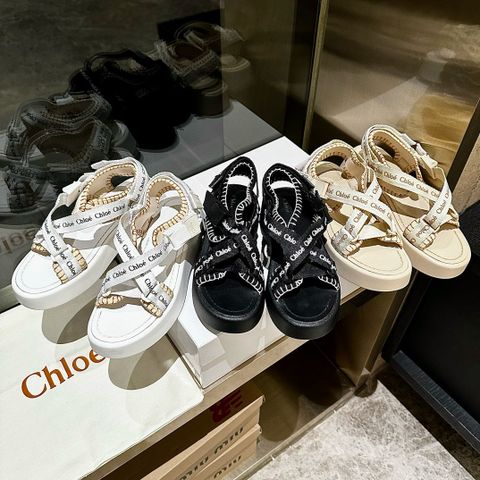 Sandal nữ chloe* quai vải hoạ tiết chữ