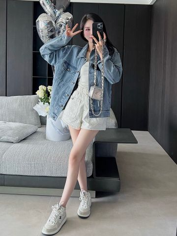 Áo khoác jeans nữ chanel*