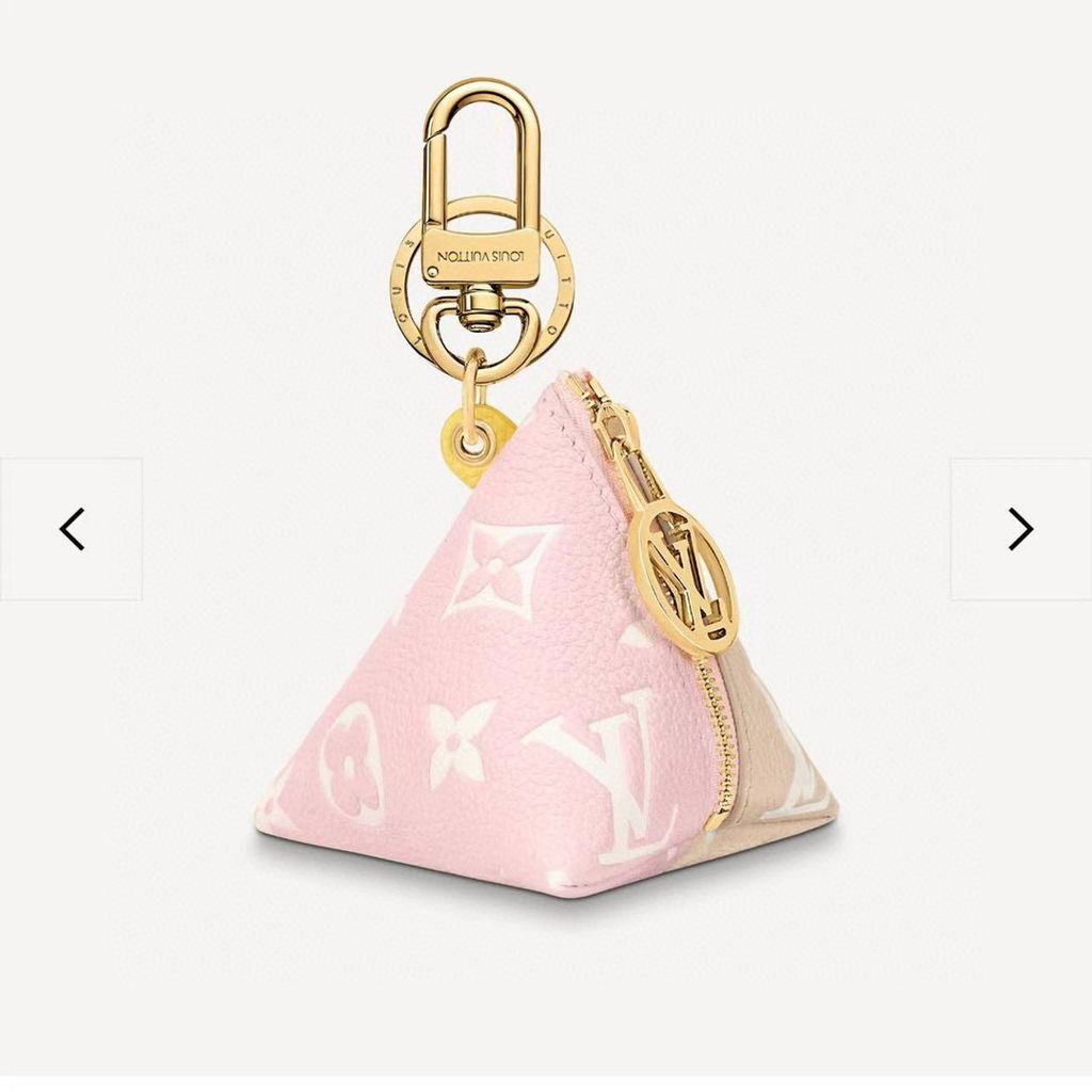 Móc khoá/ móc túi LV* ví nhỏ hình tam giác hoạ tiết Monogram đẹp ...