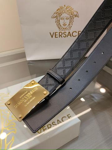Thắt lưng VERSAC*E nam – Biểu tượng của sự tinh tế và đẳng cấp