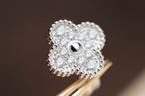 Khuyên Van* Cleef* nạm kim