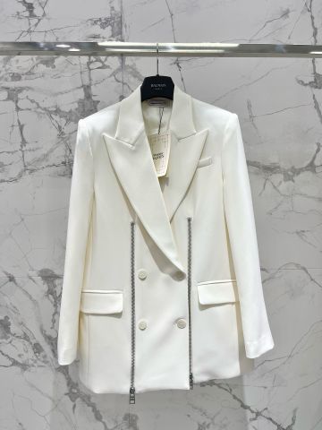 Áo vest nữ YSL* trắng khoá bạc kiểu độc VIP 1:1