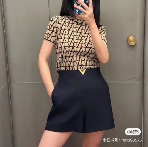 Quần short vải VALENTINO* VIP 1:1