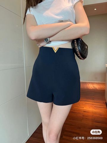 Quần short vải VALENTINO* VIP 1:1