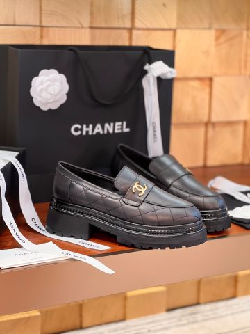 Giày nữ loafer chanel* cao 5cm da bóng và da lỳ đẹp VIP 1:1