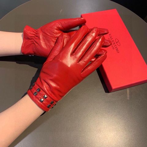 Găng tay da cừu VALENTINO* viền Đinh đẹp sang VIP 1:1