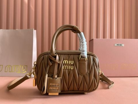 Túi xách nữ mi.u mi.u* Matelassé da cừu mini