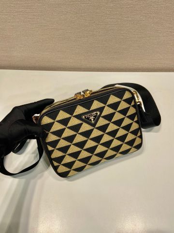 Túi xách nữ PRADA* mini canvas hoạ tiết tam giác