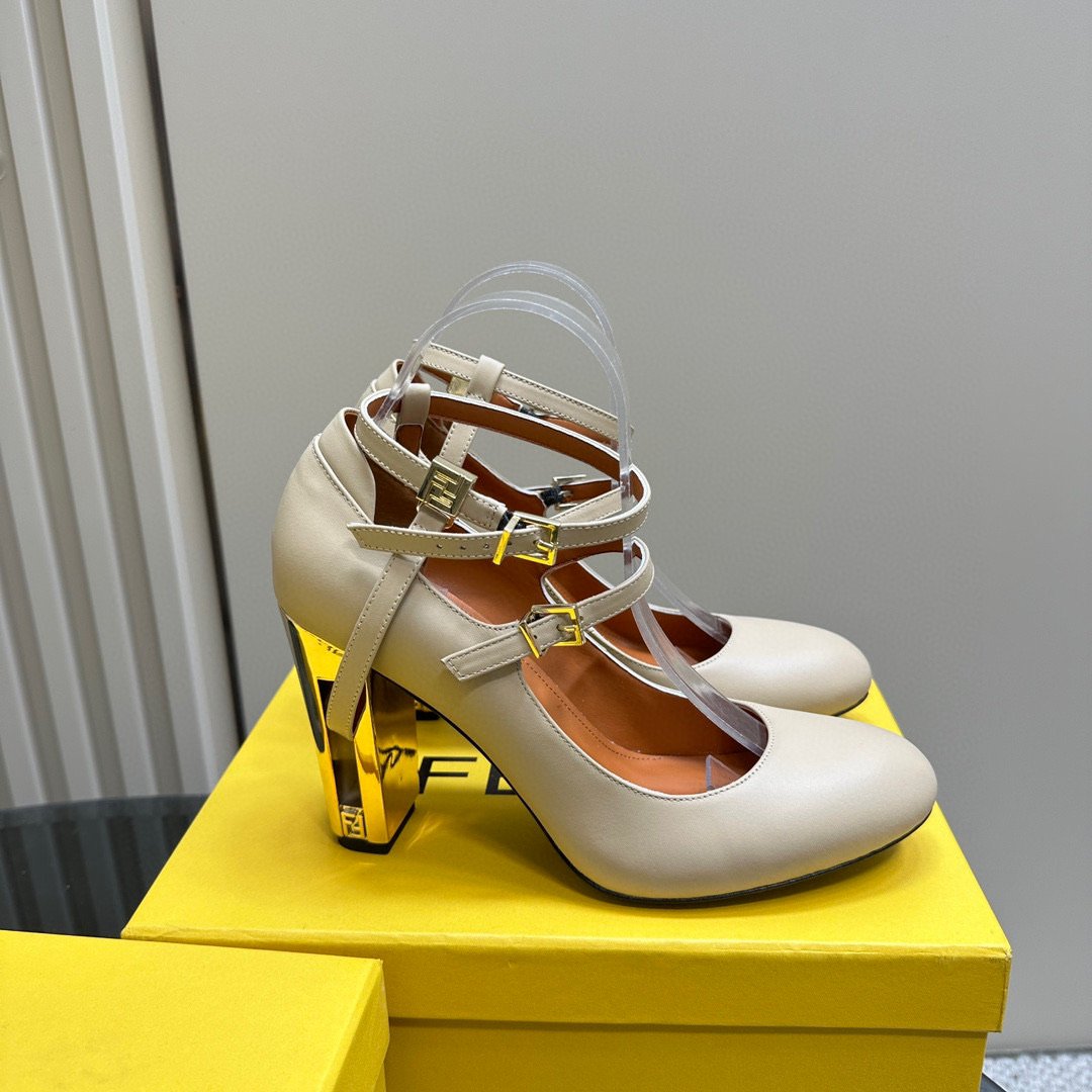 Products by Louis Vuitton: Bliss Multistrap Pump