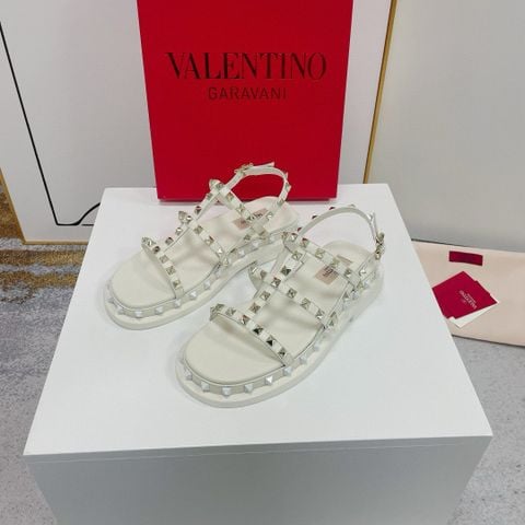 Sandal nữ VALENTINO* đế phẳng quai tán đinh da bò VIP 1:1