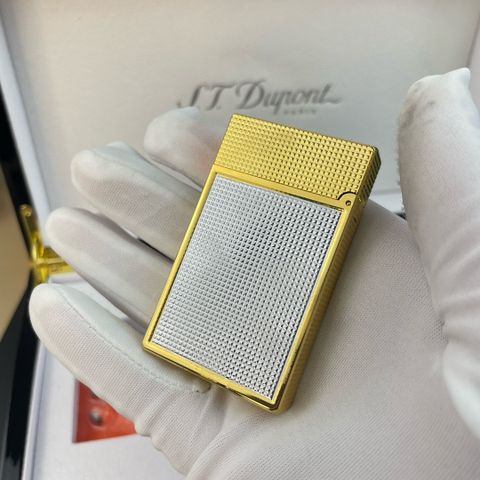 Bật lửa S.T.Dupont