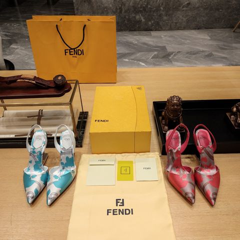 Giày cao gót FENDI* cao 9cm hoạ tiết gót logo tráng vàng đẹp sang VIP 1:1