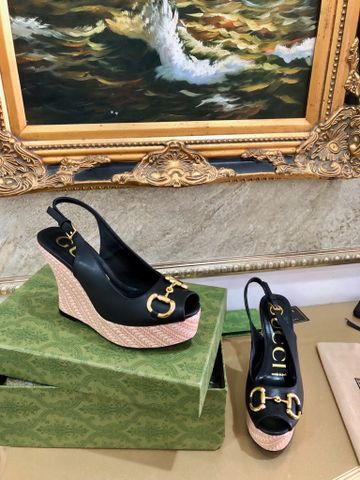 Giày nữ GUCCI* đế xuồng hoạ tiết cao 12cm da bò khóa vàng đẹp sang cao cấp