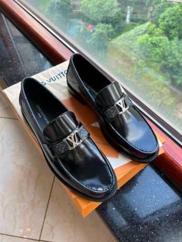 Giày nam Loafer Louis* LV* da bóng VIP 1:1