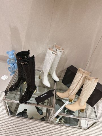 Boot chanel* cổ cao gần gối gót tráng vàng cao 6cm da bóng phối trám đẹp sang VIP 1:1