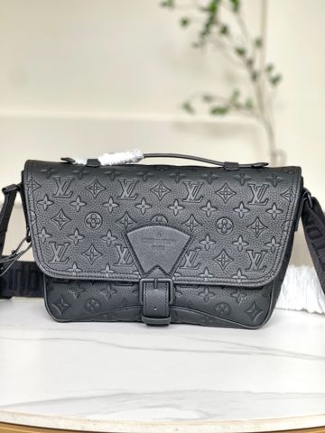Túi nam L*V da bò dập Monogram cao cấp