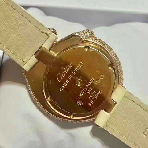 Đồng hồ cartier báo nạm kim cương nhân tạo cao cấp