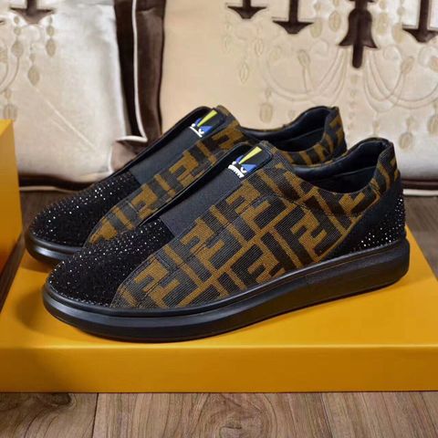 Slip on fendy mới hàng độc