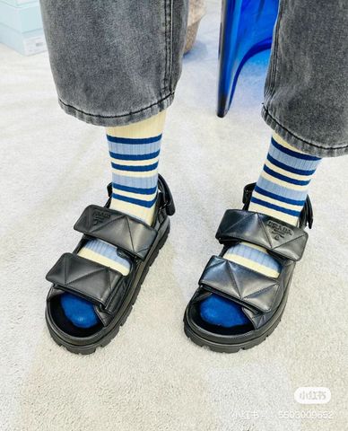 Sandal nữ PRADA* dáng khoẻ da bò vân tam giác đẹp VIP 1:1