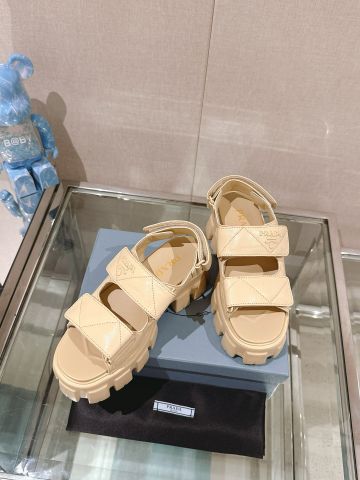 Sandal nữ PRADA* dáng khoẻ đế cao 6cm da bò vân tam giác đẹp độc VIP 1:1