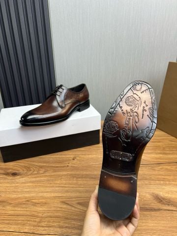 Giày âu BERLUTI* da bò lỳ khắc chữ đẹp lịch lãm VIP 1:1
