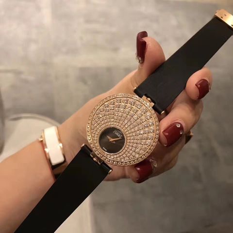 Đồng hồ nữ piaget nạm full kim cương