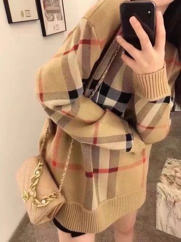 Áo len nữ Burberry* cổ tròn kẻ dáng rộng đẹp VIP 1:1