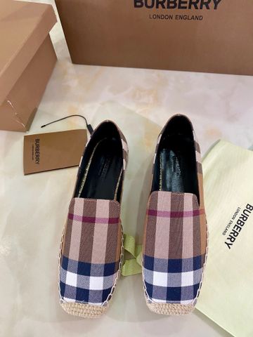 Giày slip on nữ Burberry* kẻ nâu đế cói đẹp SIÊU CẤP